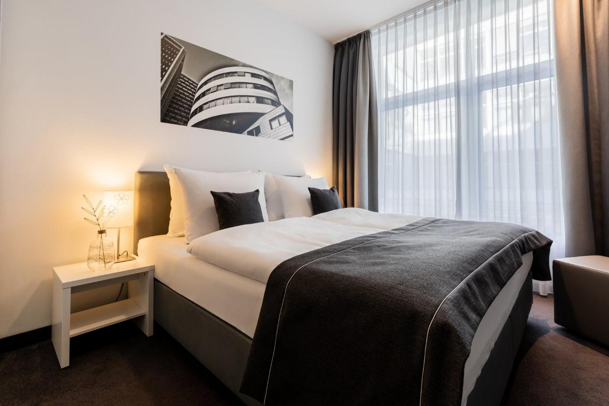 Garner Hotel Berlin - Gendarmenmarkt By Ihg Екстер'єр фото