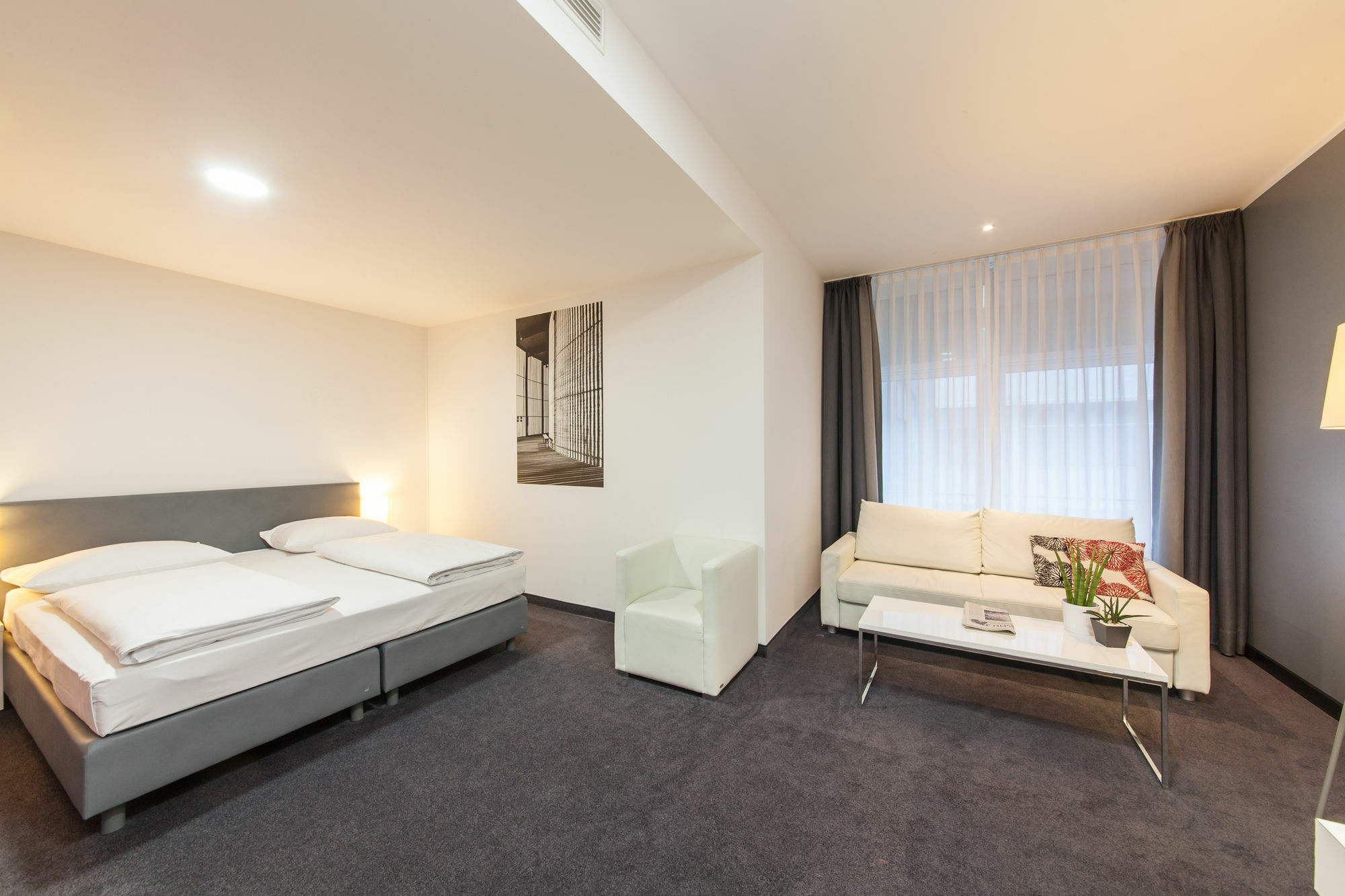 Garner Hotel Berlin - Gendarmenmarkt By Ihg Екстер'єр фото