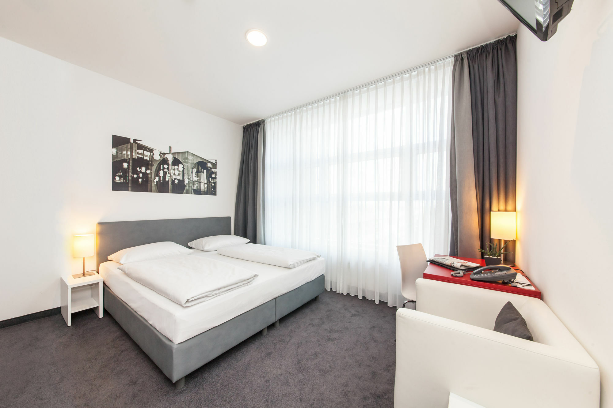Garner Hotel Berlin - Gendarmenmarkt By Ihg Екстер'єр фото